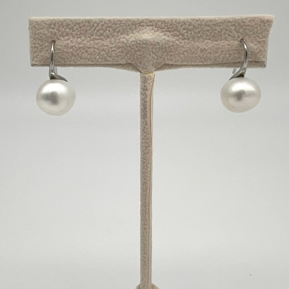 Classic Pearl Drop Earrings - White Pearl